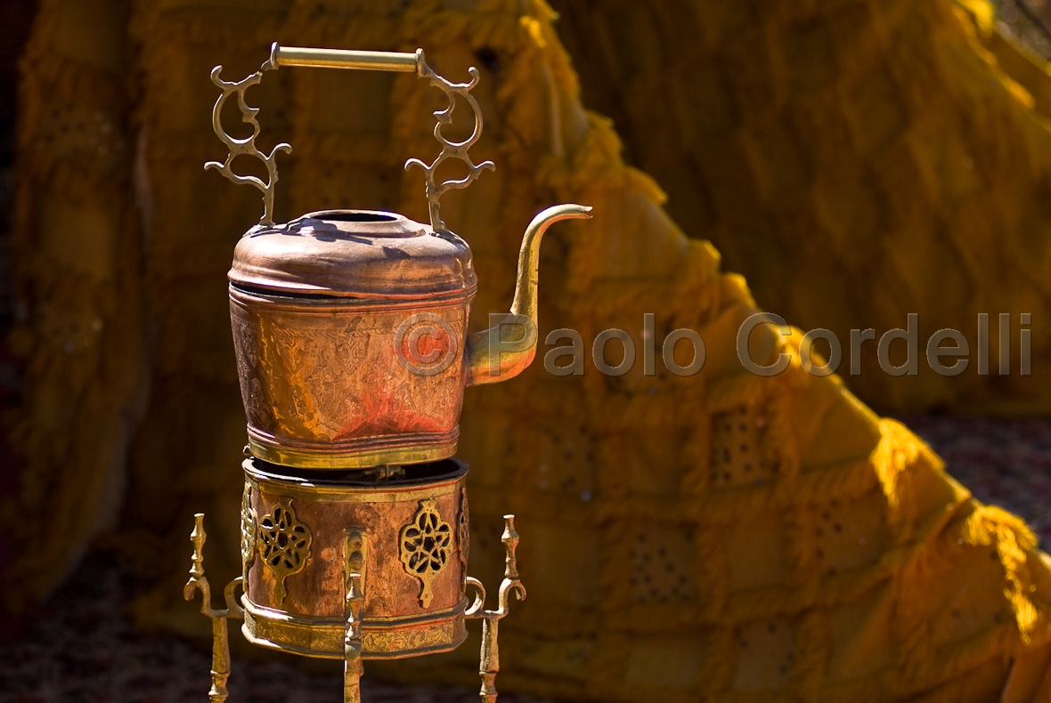 Teapot in a berber camp, Merzouga, Morocco
 (cod:Morocco 76)